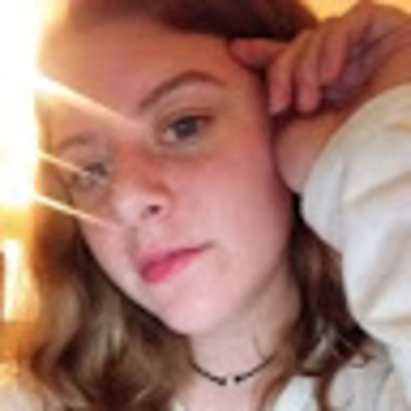 Meet your Posher, Ansley - Picture 1 of 1